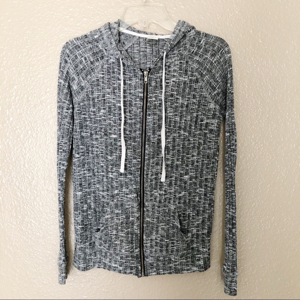ZINE | Sweater